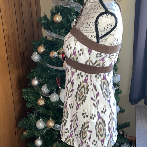 Self Esteem halter top size small - Picture 4 of 6